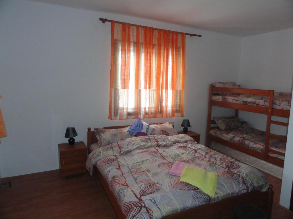 Stara Planina Vila Vesela Kuca Jalovik Izvor Buitenkant foto
